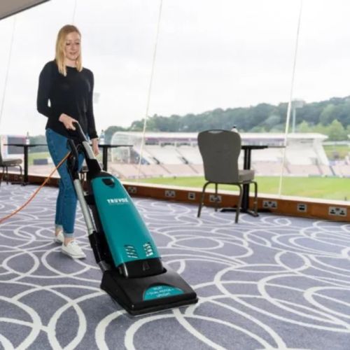 картинка Двухмоторный вертикальный пылесос Truvox Valet Dual Motor Upright фото 2 картинка Двухмоторный вертикальный пылесос Truvox Valet Dual Motor Upright фото 2