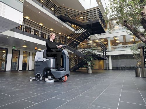 картинка Поломоечная машина Nilfisk BR 752 фото 8 картинка Поломоечная машина Nilfisk BR 752 фото 8